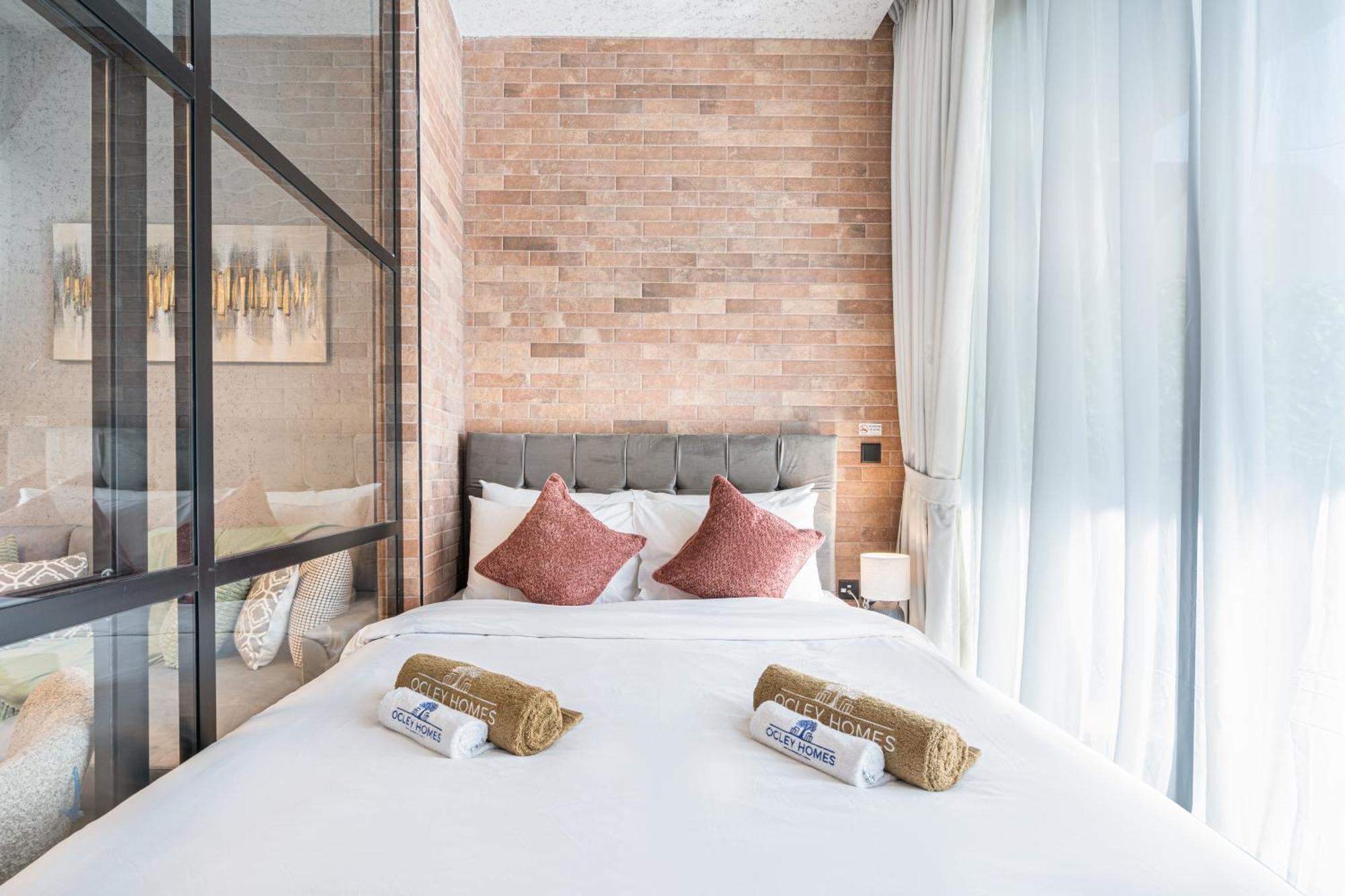 Apartment Exquisite In Jvc With Stylish Interior *