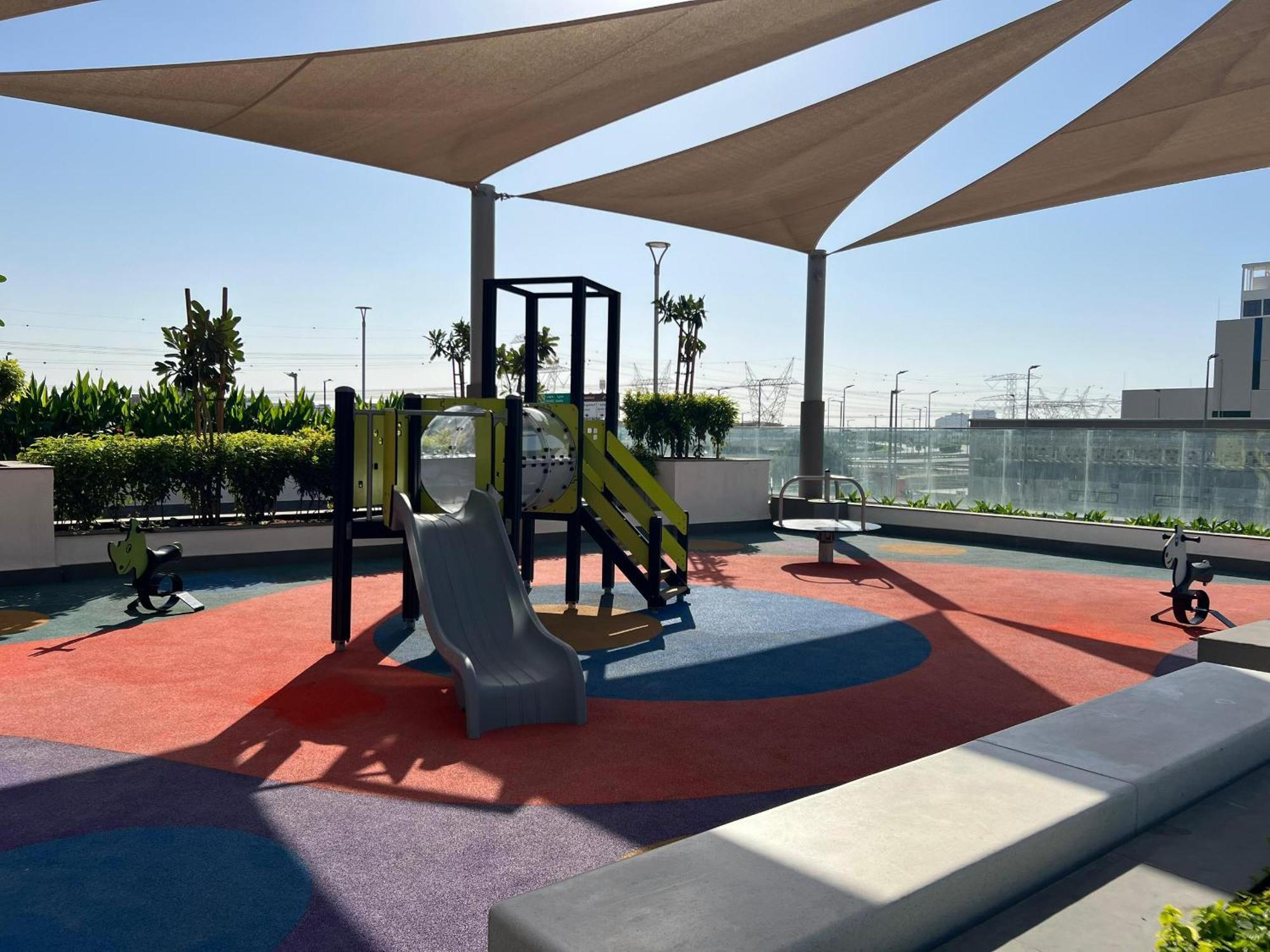 Daire Special Offer At Azizi Riviera Dubai