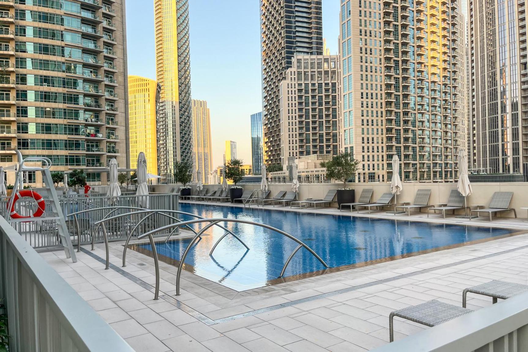 Apartment Livbnb-2b With Convertible Office,5min To Burj Khalifa Dubai
