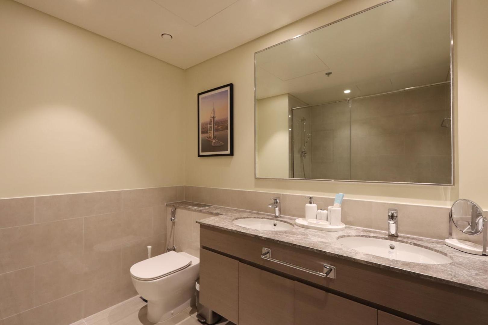 Apartment Livbnb-2b With Convertible Office,5min To Burj Khalifa Dubai