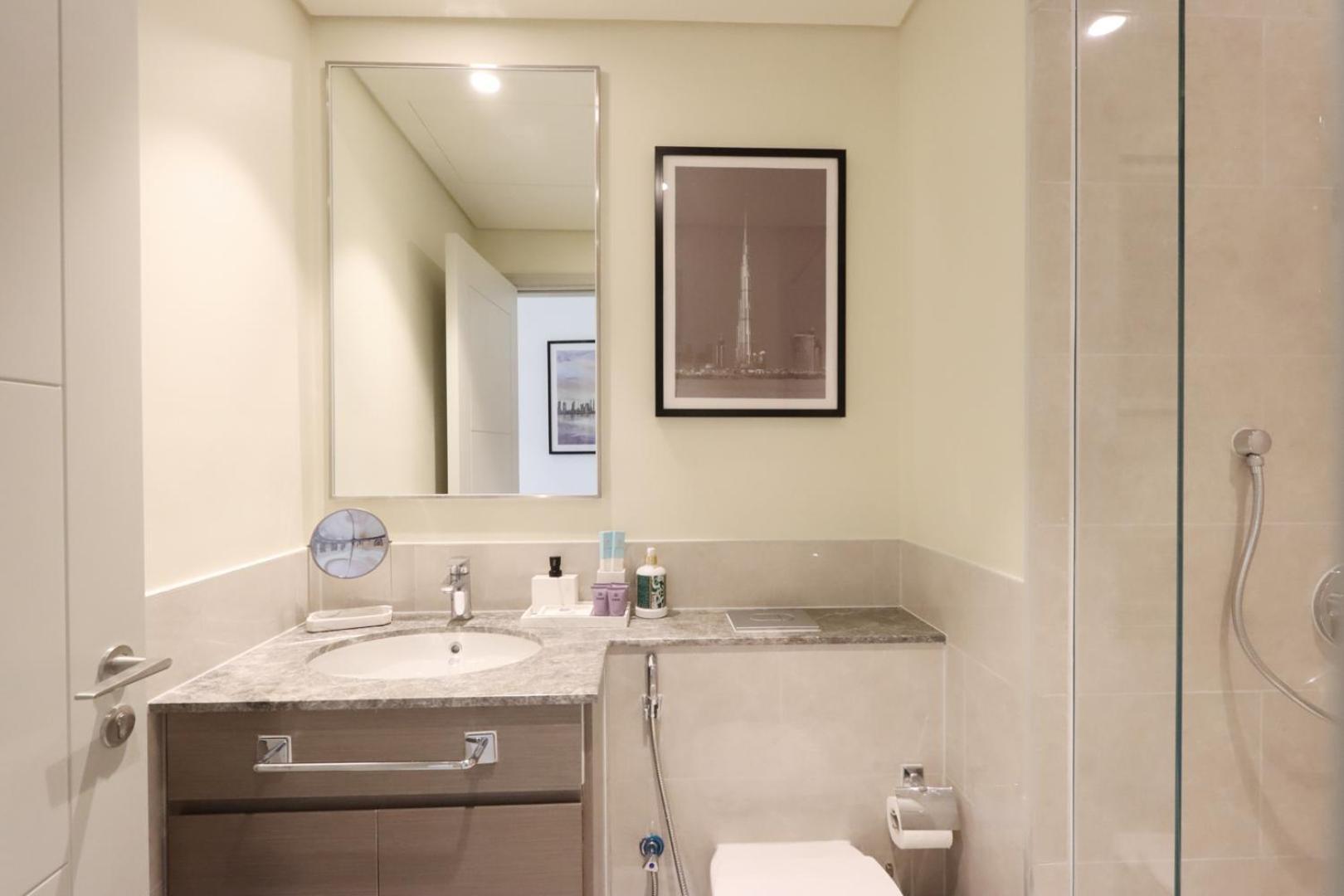 Apartment Livbnb-2b With Convertible Office,5min To Burj Khalifa *