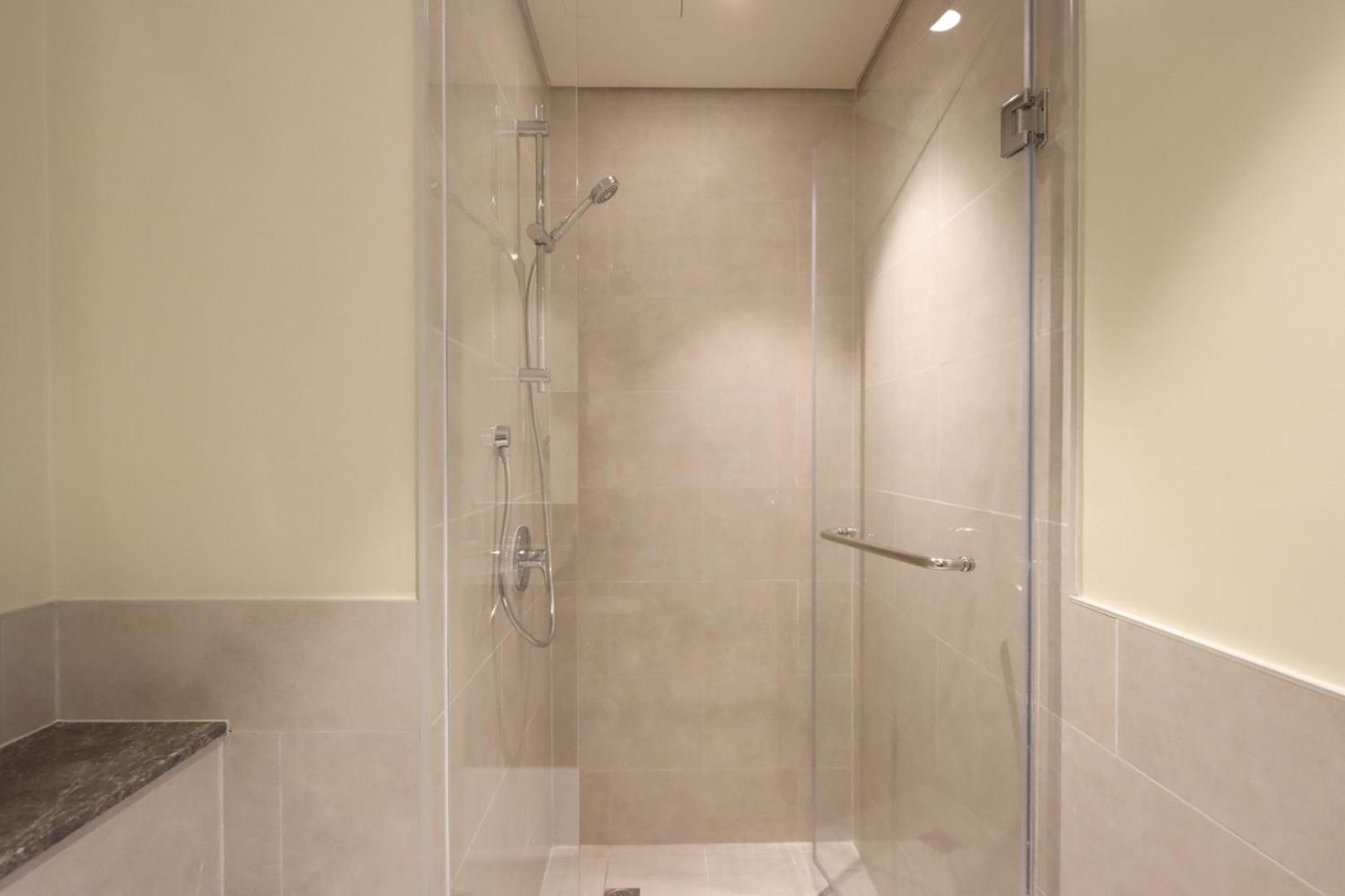 Livbnb-2b With Convertible Office,5min To Burj Khalifa Apartment