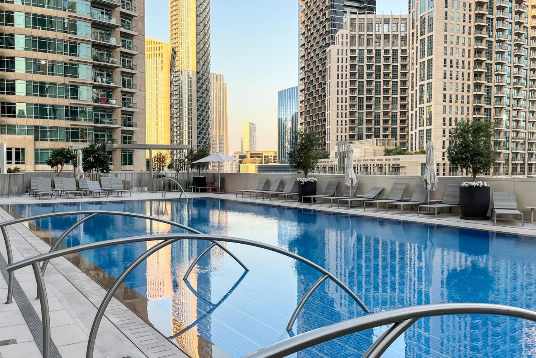 Apartment Livbnb-2b With Convertible Office,5min To Burj Khalifa