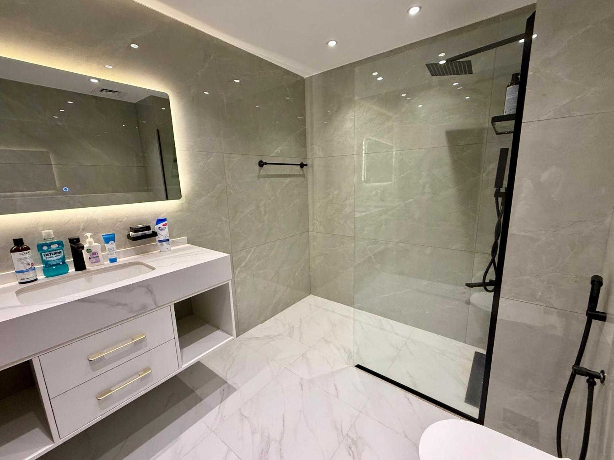 Front In Jbr Apartment