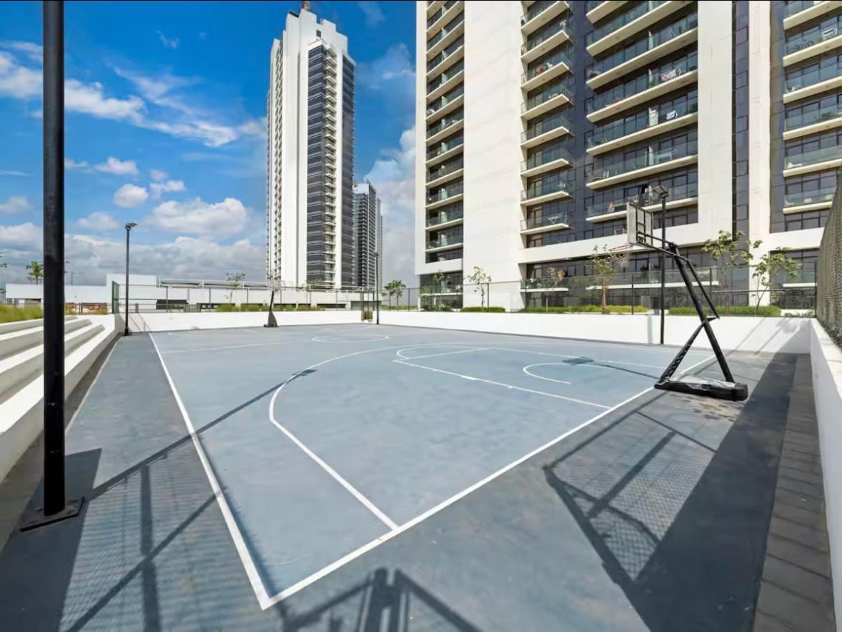 Apartment Cozy Golf & View 1br Apartment,damac Hills 1 Dubai