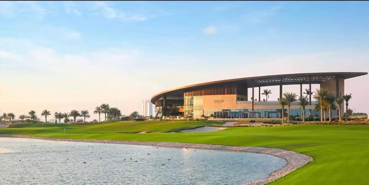 Cozy Golf & View 1br Apartment,damac Hills 1 * Dubai