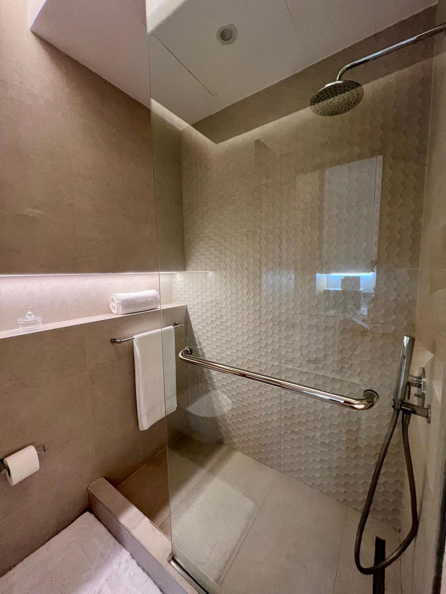 Apartment Palm Jumeirah, Studio, Fantastischer Meer-, Beach- Und Skyline Blick, *