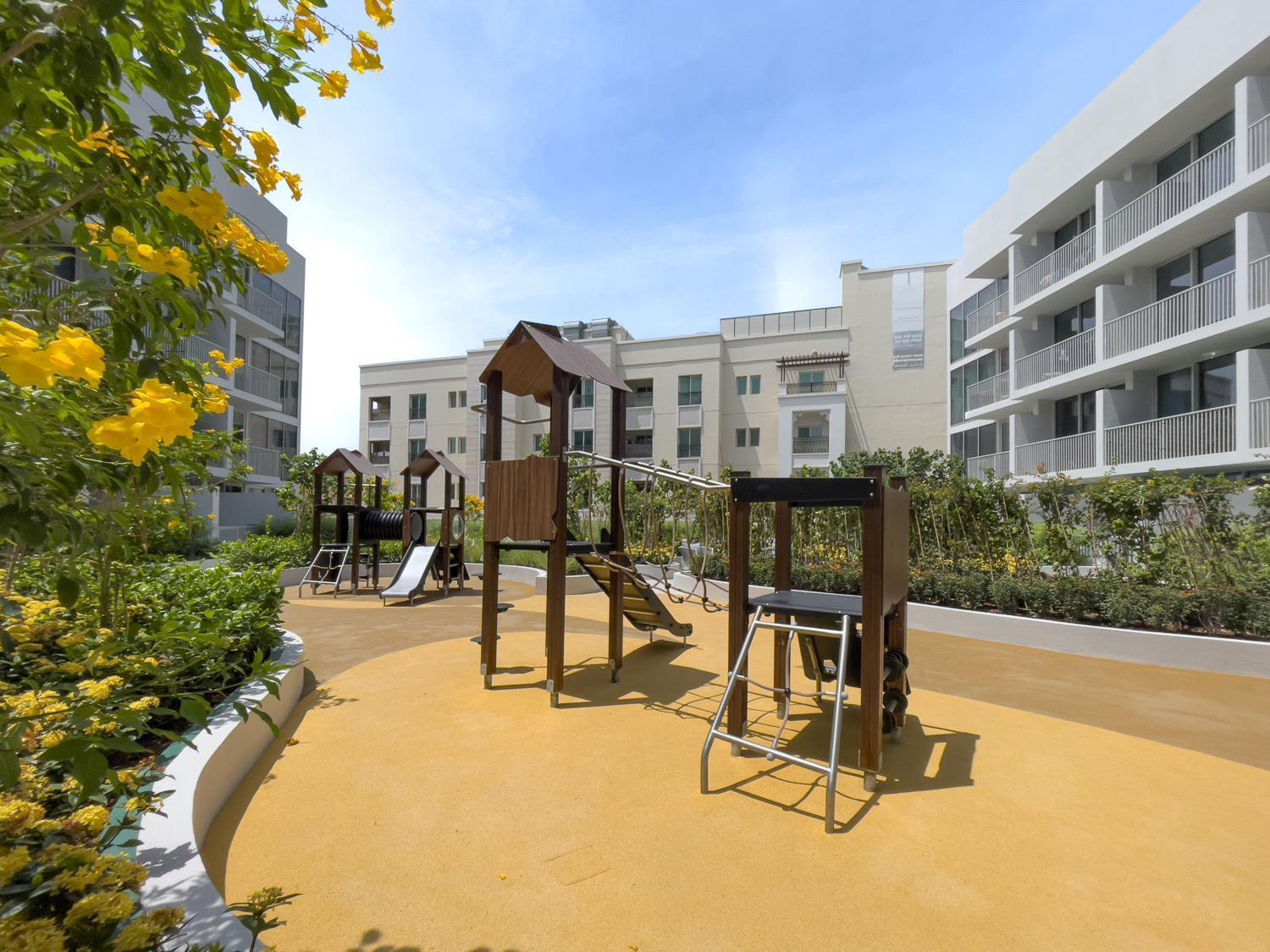 Brand New & Large Terrace In Jvc Apartment *