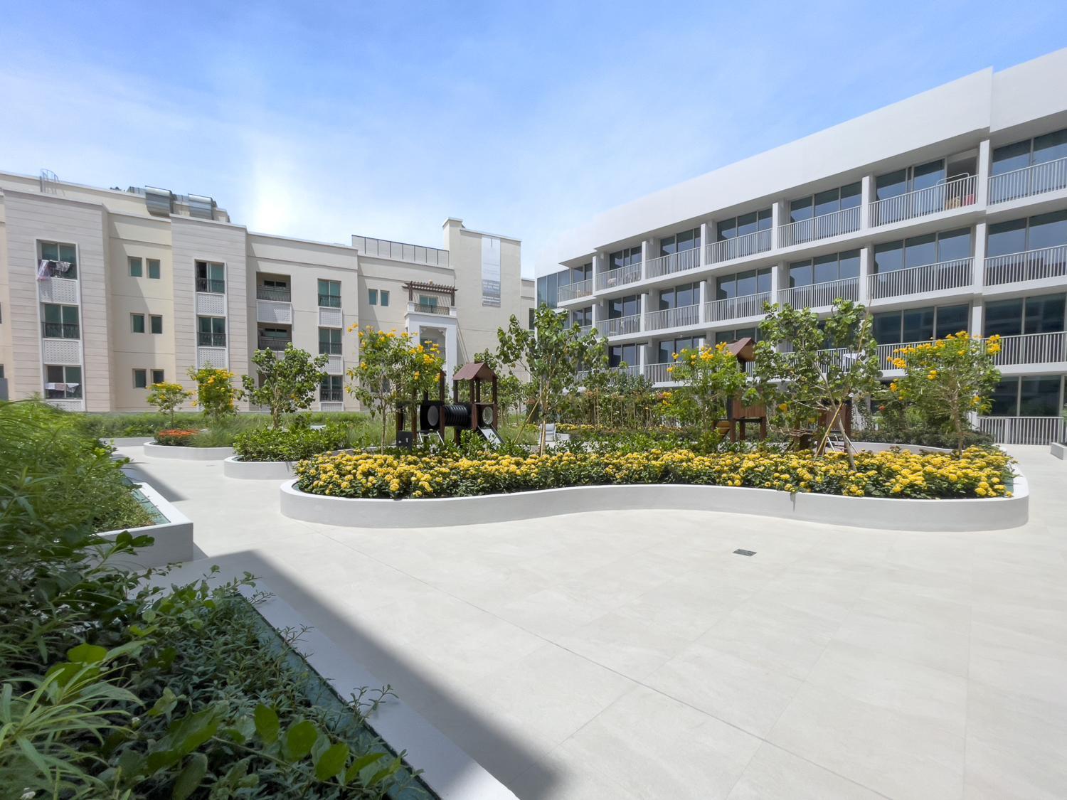 Brand New & Large Terrace In Jvc