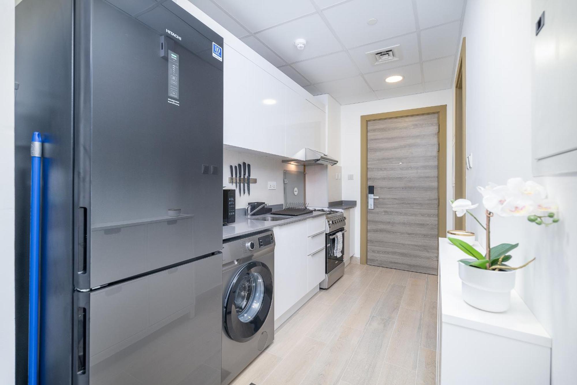 Marina & Downtown Views In Modern - Jvc Apartment Dubai