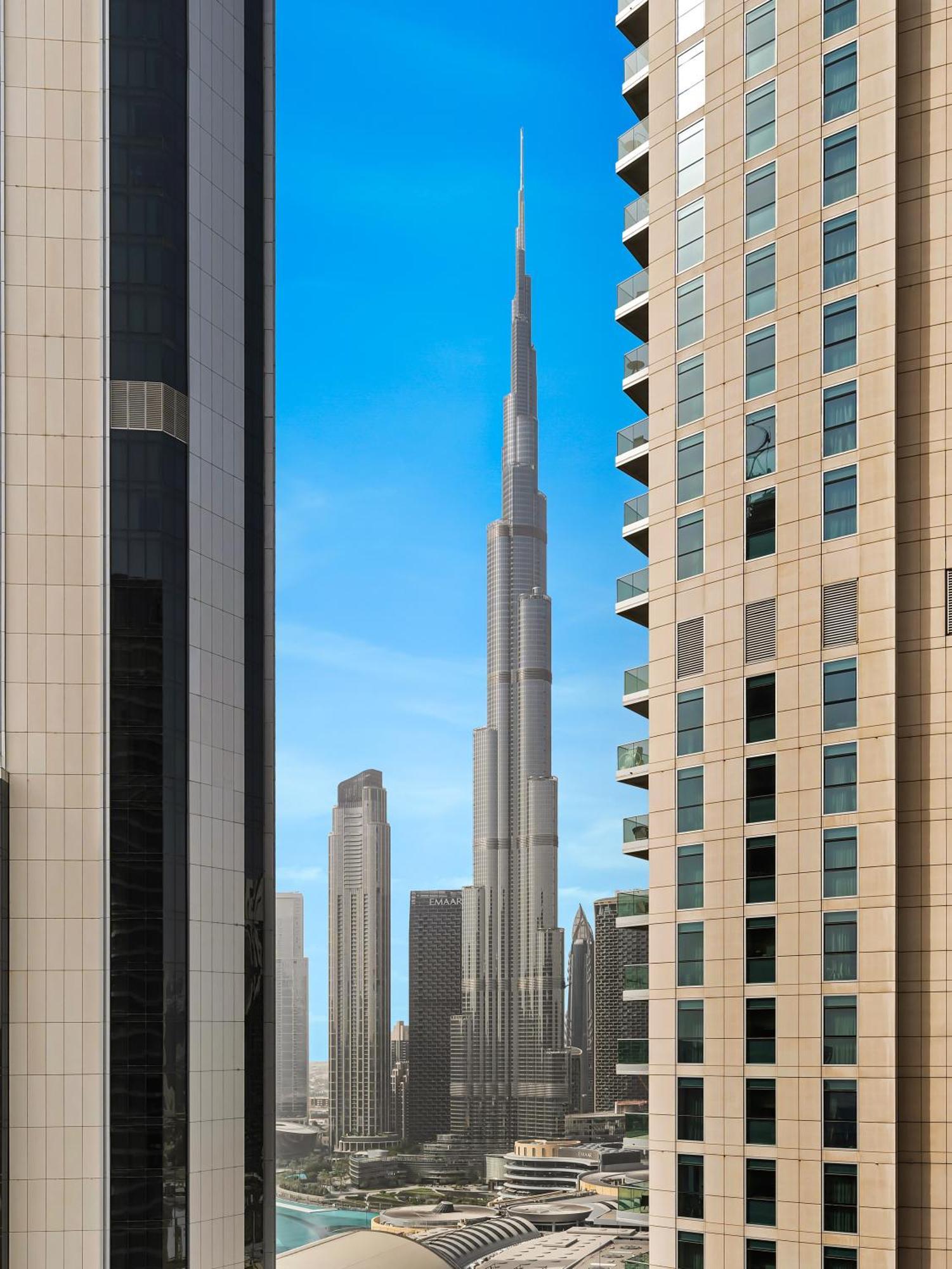 Luxury 1br Burj Khalifa Area *