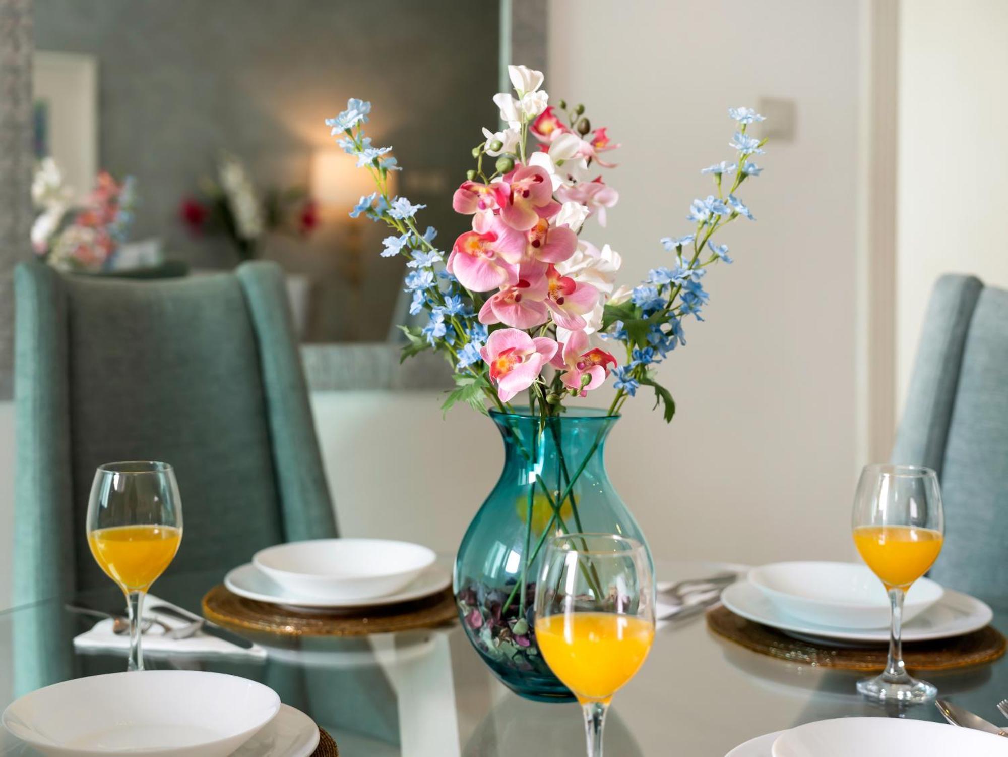 Luxury 1br Burj Khalifa Area Apartment