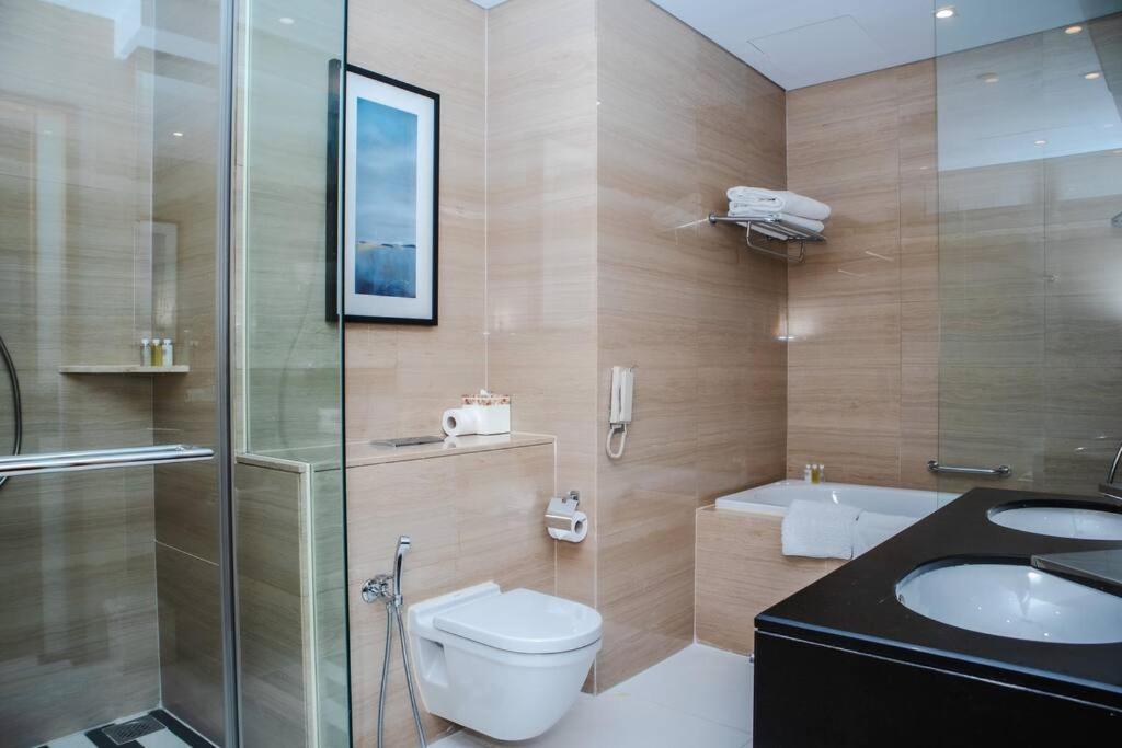Creston Mall Residences Apartment