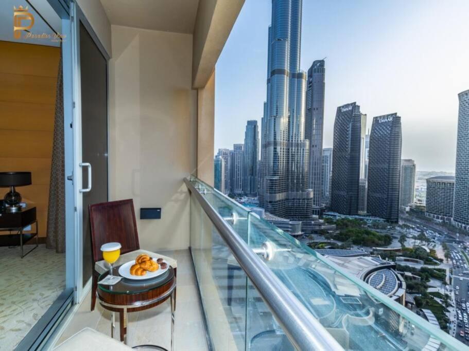 Creston Mall Residences