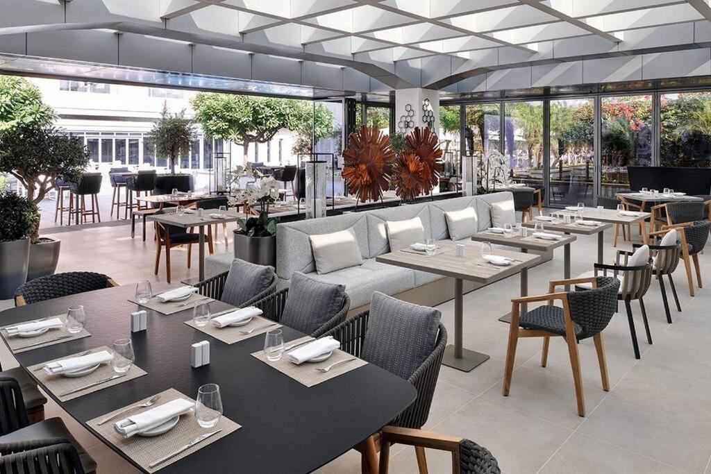 Creston Mall Residences