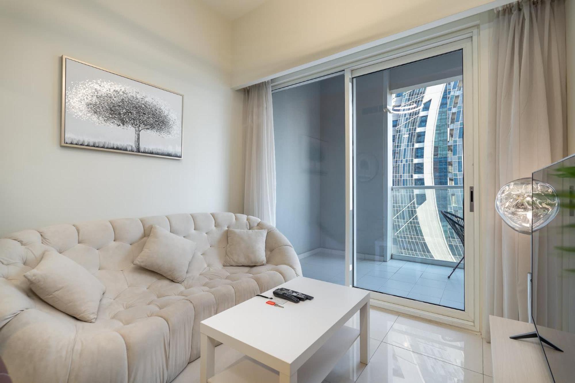 Sophisticated 1-bedroom At Vera Tower In Business Bay Apartment *