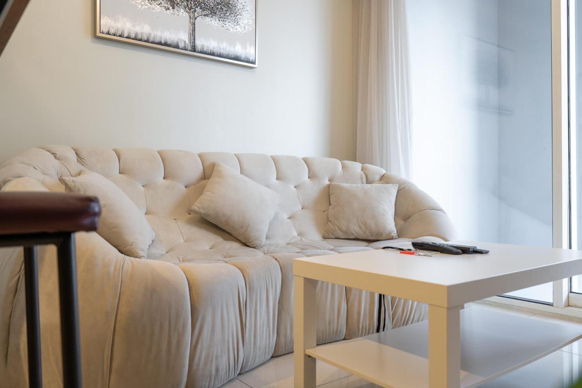 Sophisticated 1-bedroom At Vera Tower In Business Bay Apartment Dubai