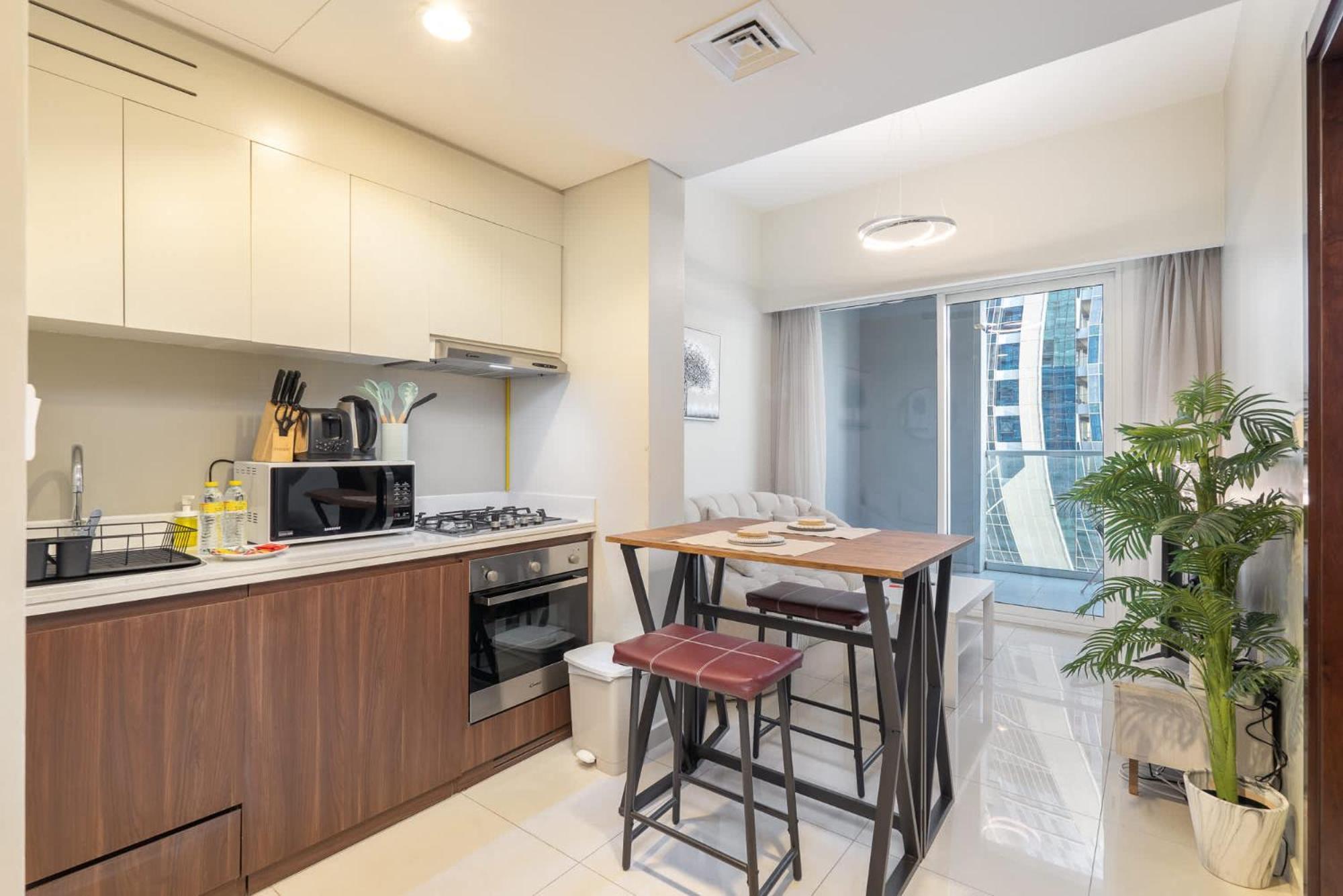 Sophisticated 1-bedroom At Vera Tower In Business Bay *