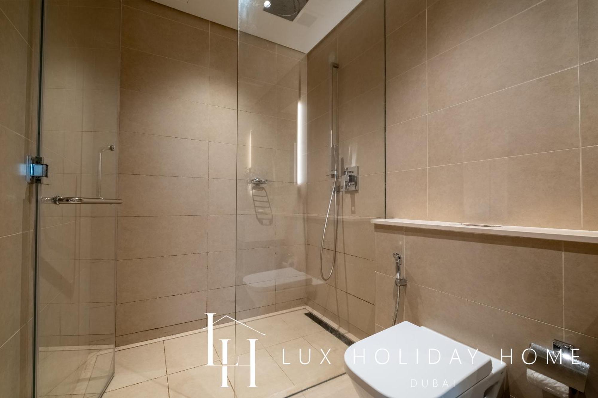Lux The Marina Gate Sea View 2 * Dubai