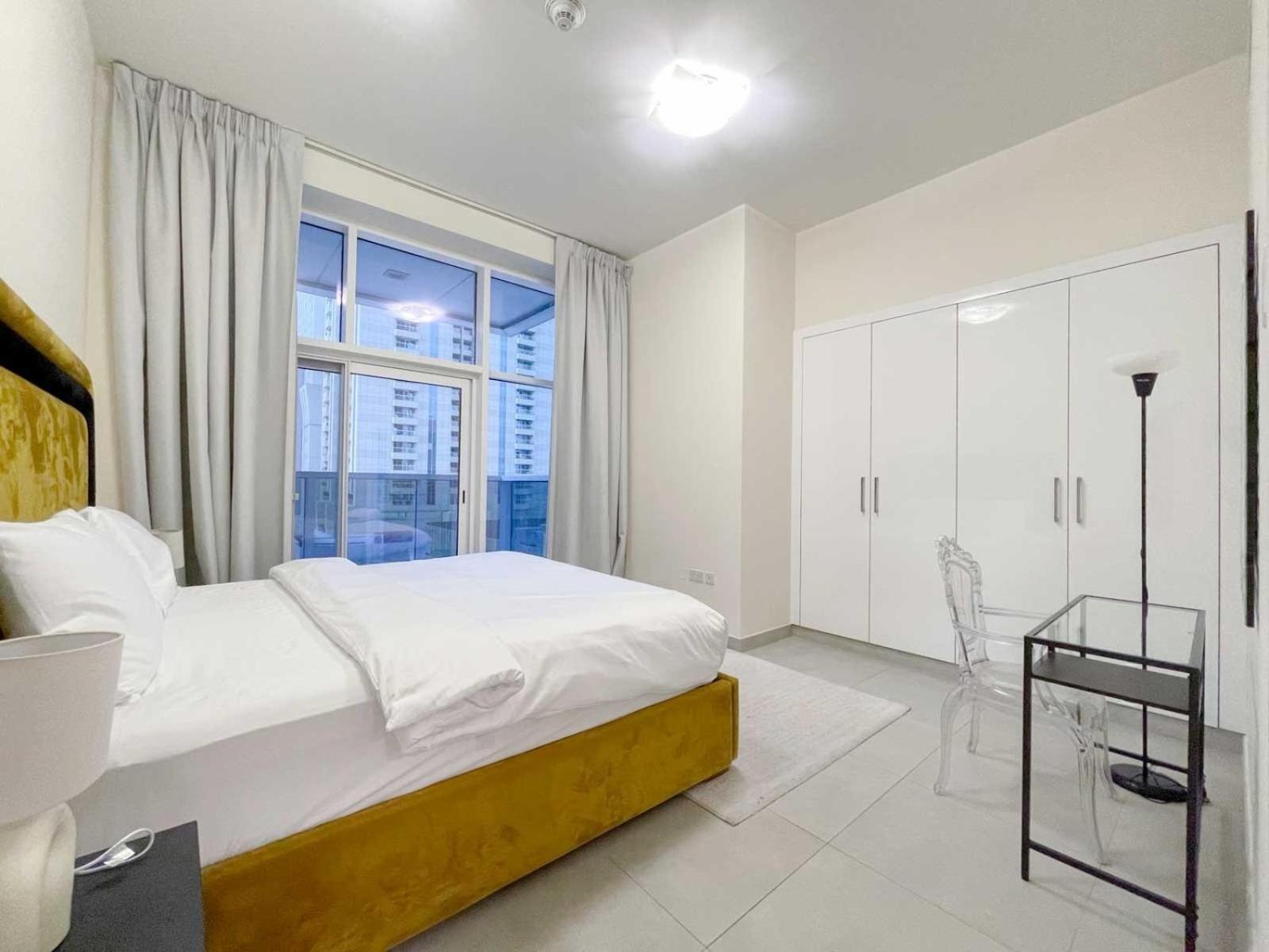 Apartment Phaedrus Living Marina Arcade