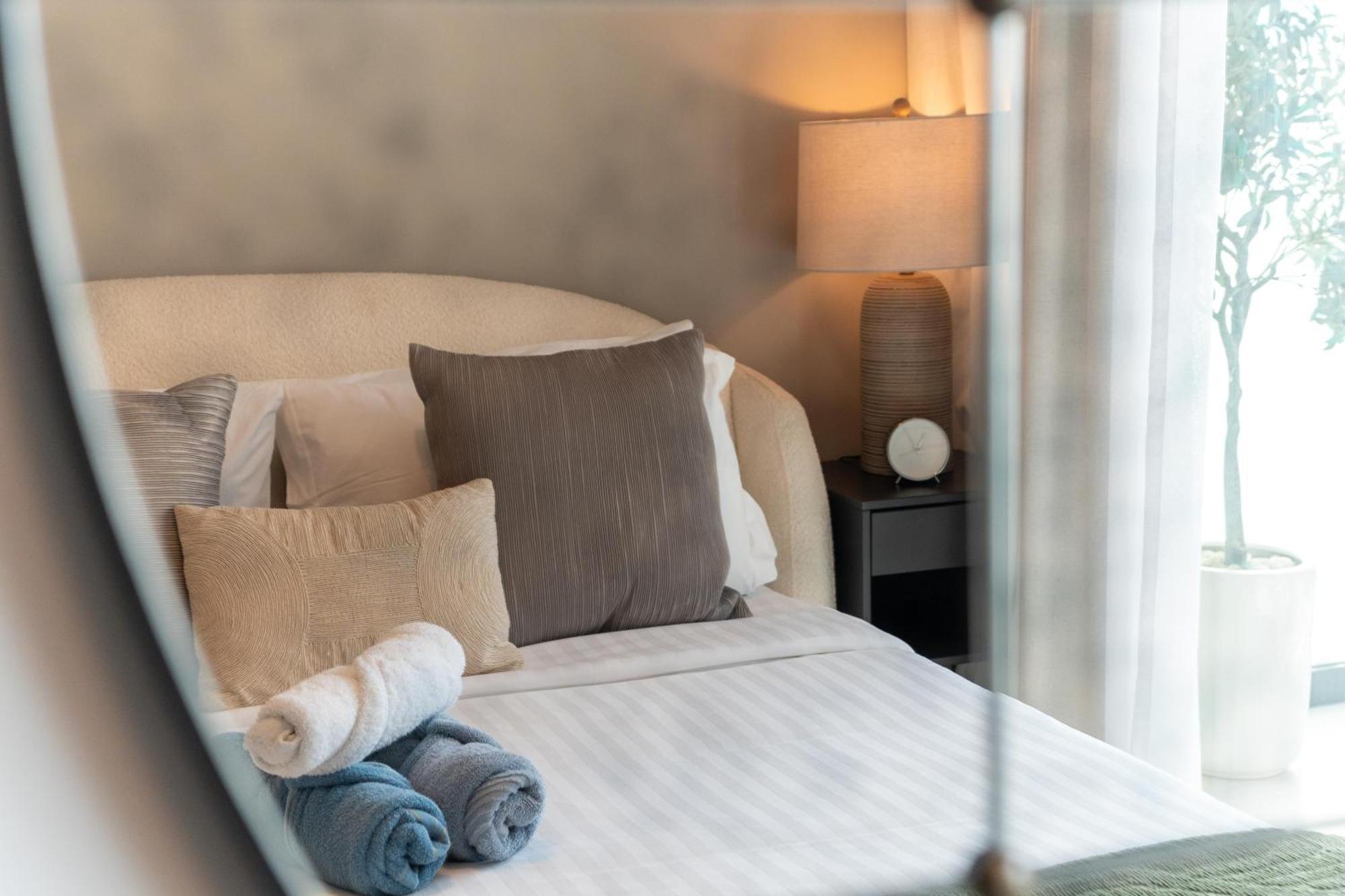Stylish 1-bed Retreat In Zada Tower Business Bay Apartment Dubai