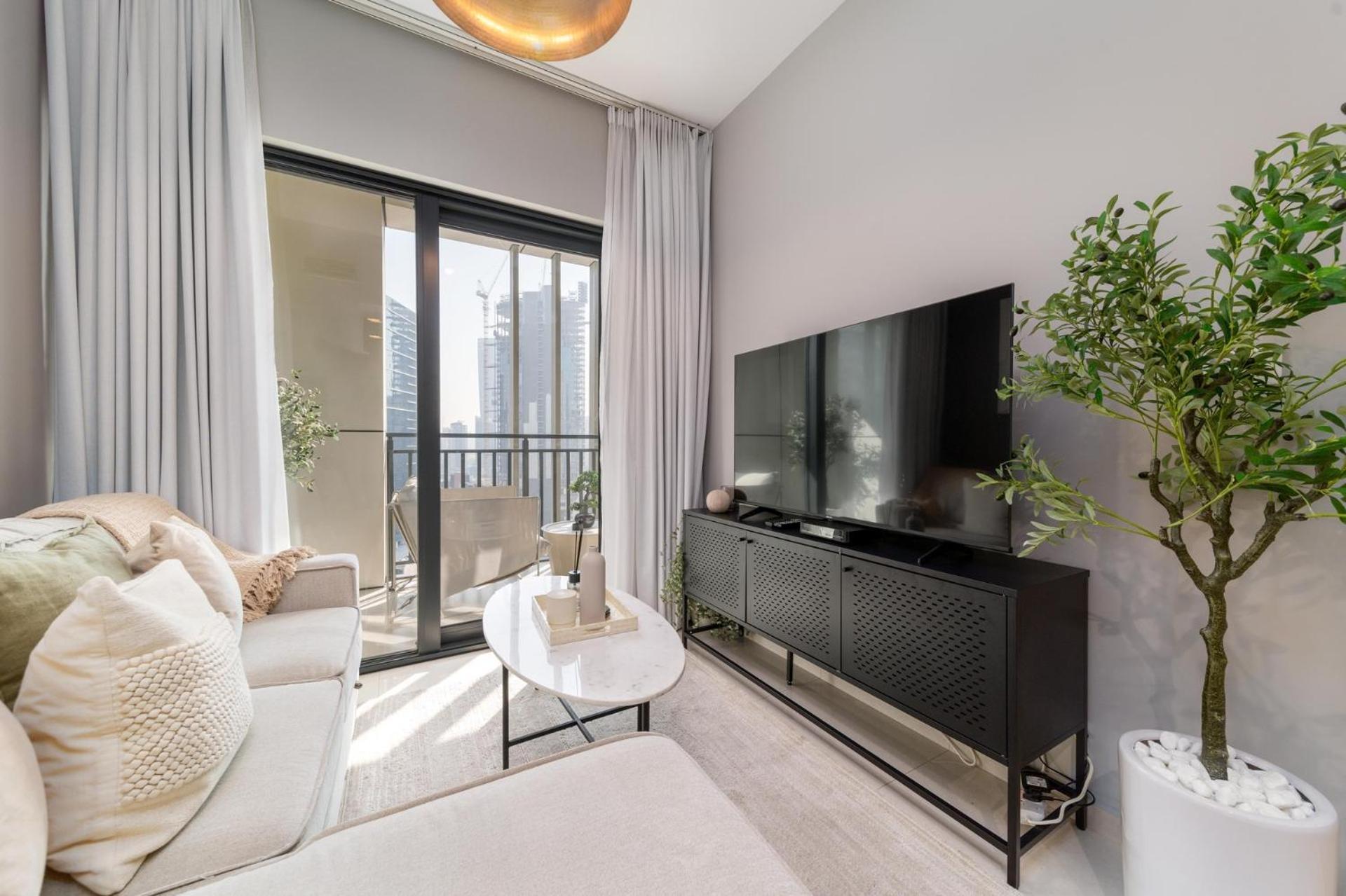 Stylish 1-bed Retreat In Zada Tower Business Bay * Dubai