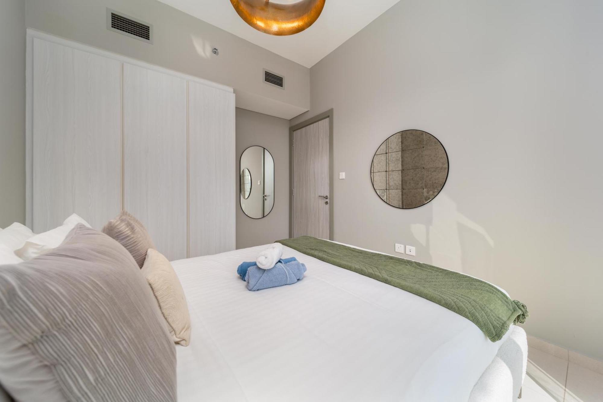 Apartment Stylish 1-bed Retreat In Zada Tower Business Bay Dubai