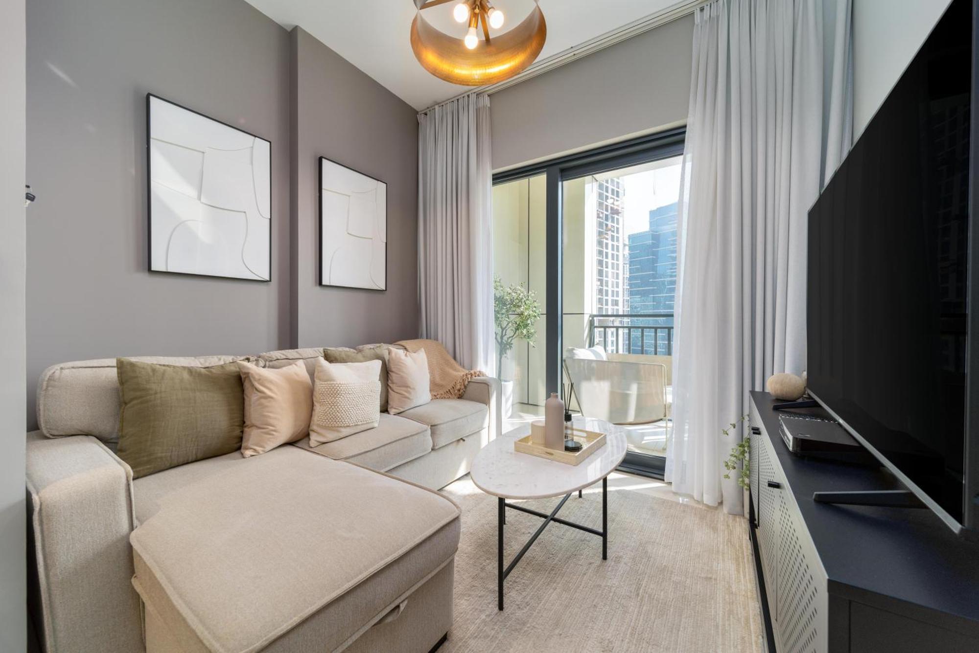Stylish 1-bed Retreat In Zada Tower Business Bay Apartment *