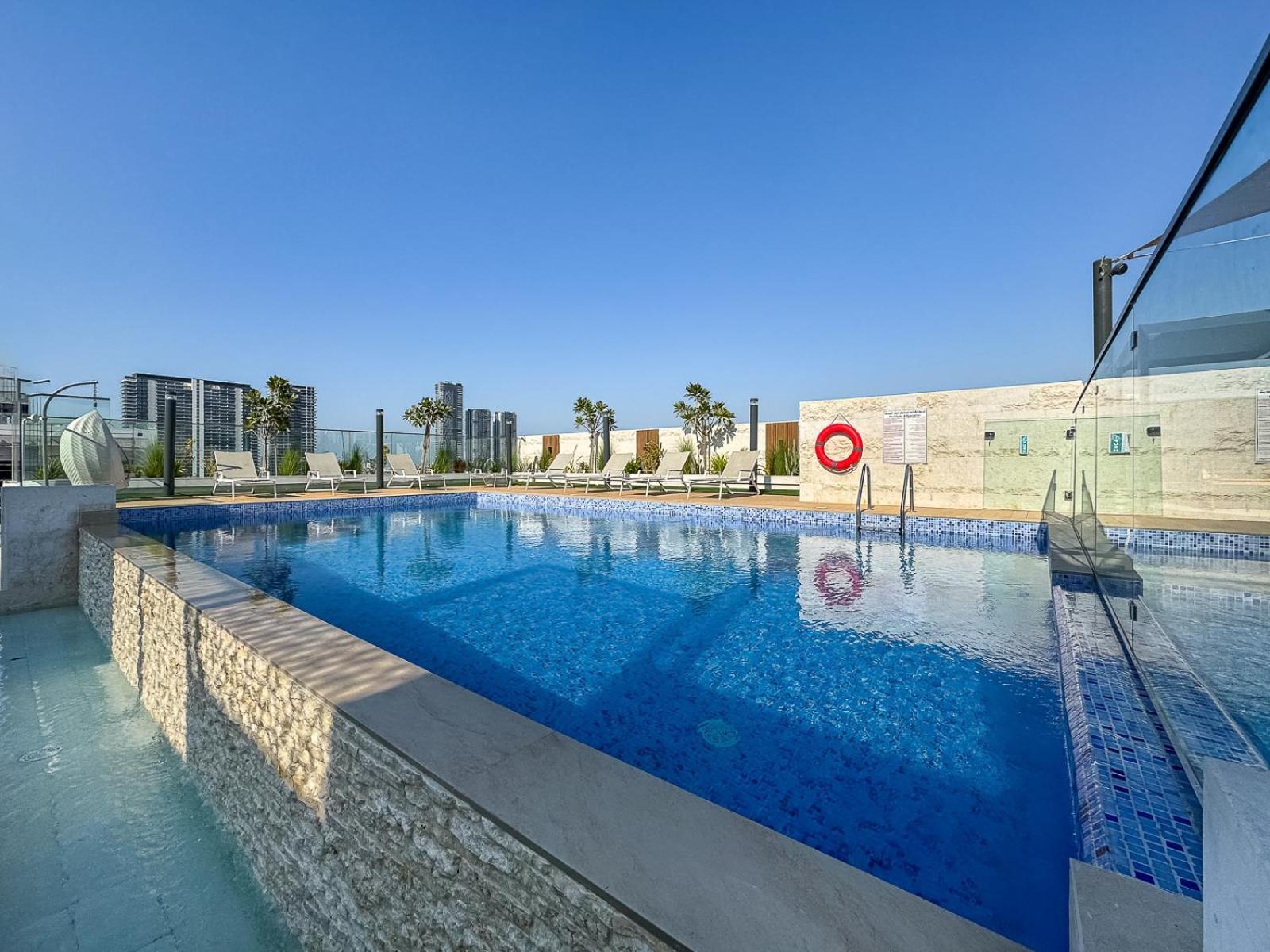 Spacious Pool, Gym And Kid's Playground *