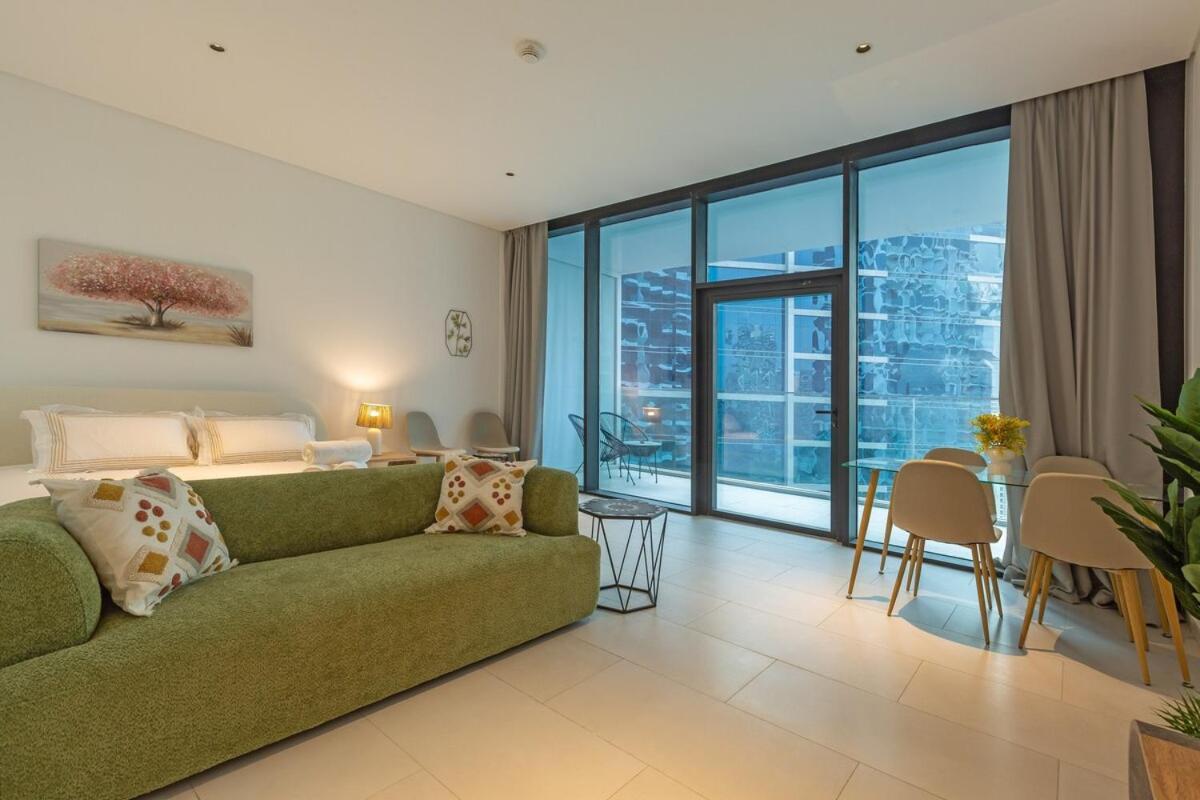 Daire Burj & Beyond - Luxury With Burj Khalifa View