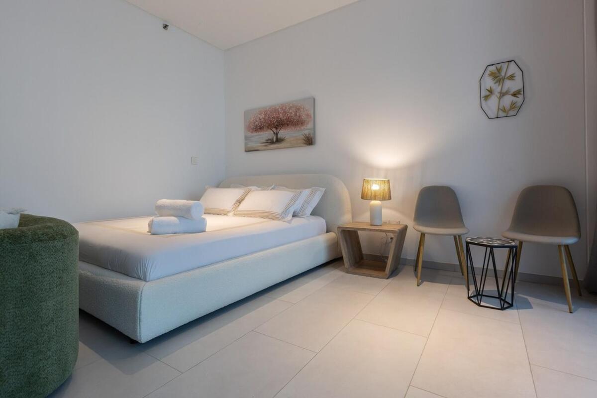 Burj & Beyond - Luxury With Burj Khalifa View Daire