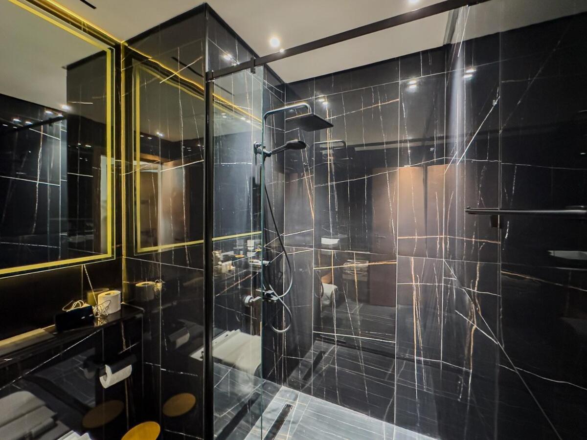 Luxury 1 Bdr - Binghatti House, Jvc