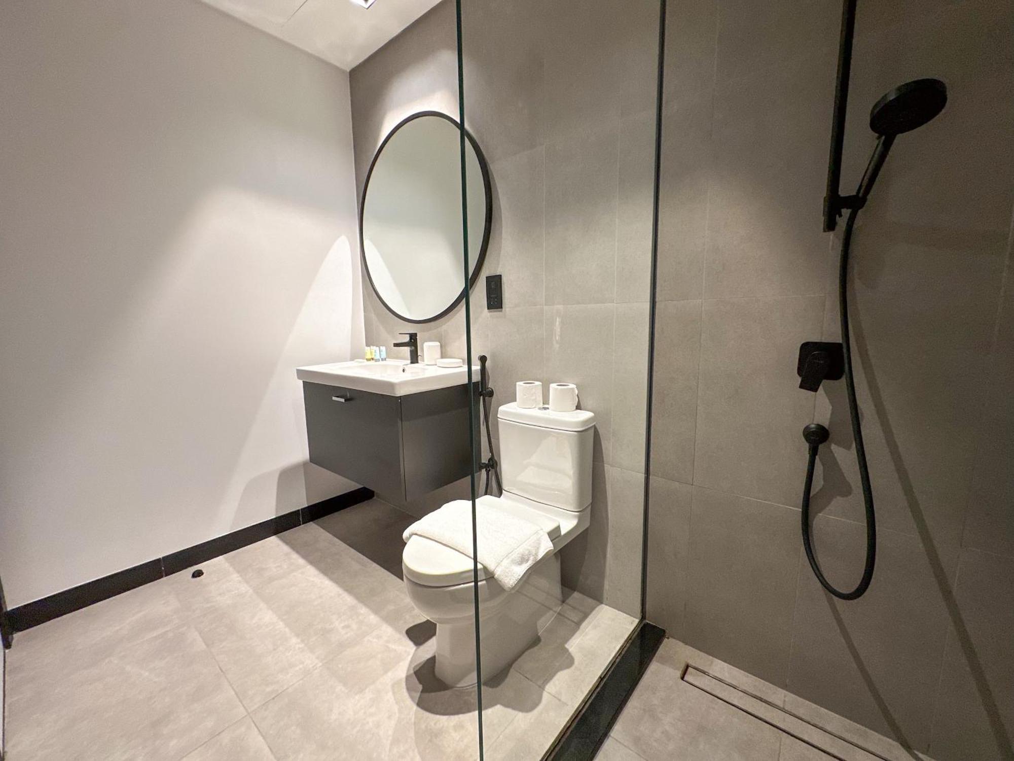 Luxury 1br In 15 Northside Tower With Canal View 4ab03 Dubai
