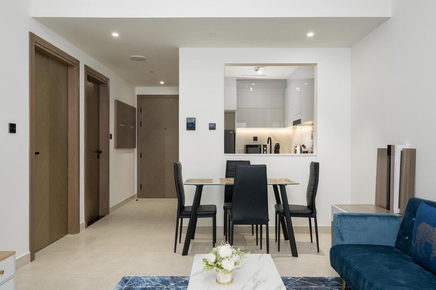 Elegant 1 Bed In Binghatti Creek Apartment Dubai