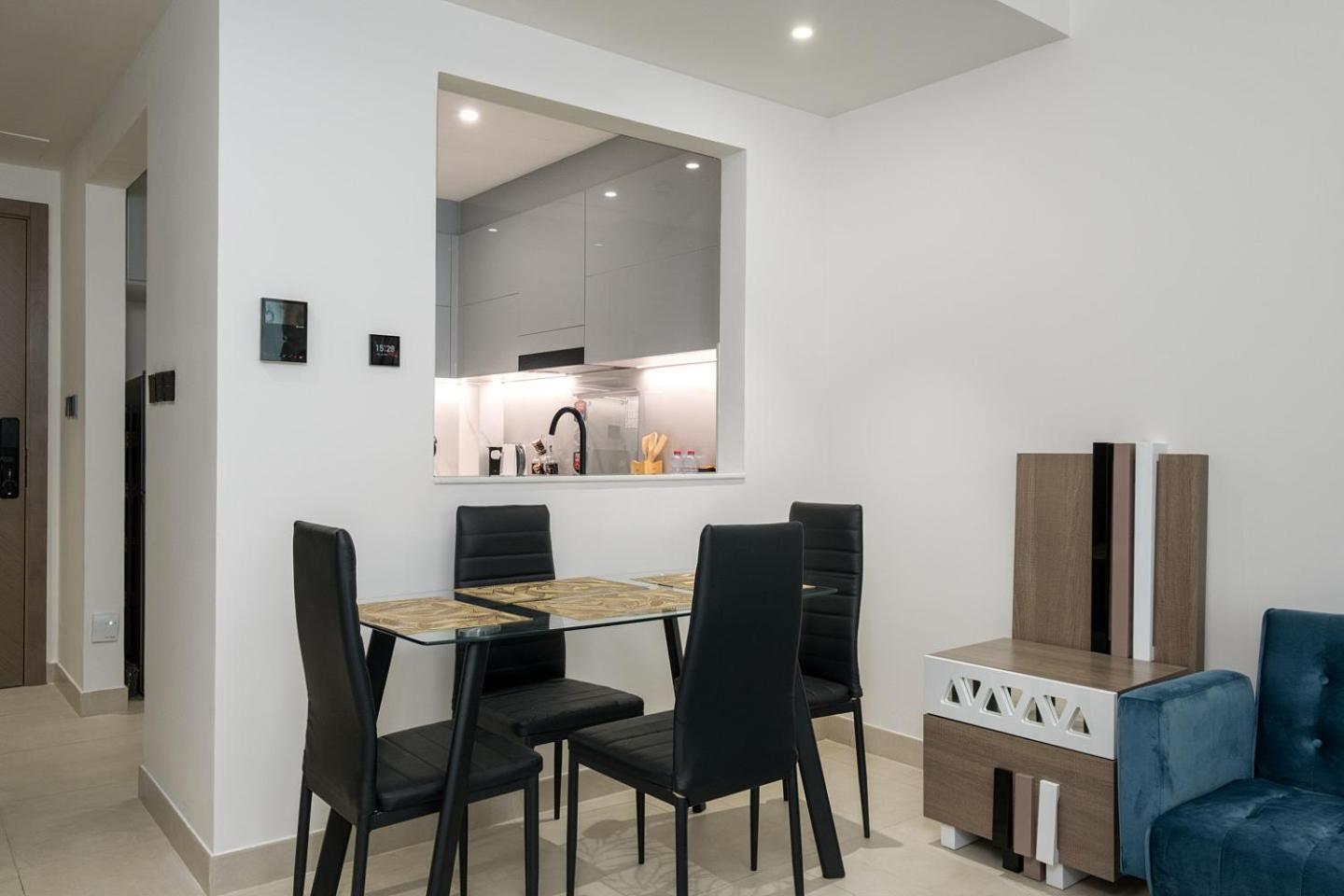 Elegant 1 Bed In Binghatti Creek Apartment
