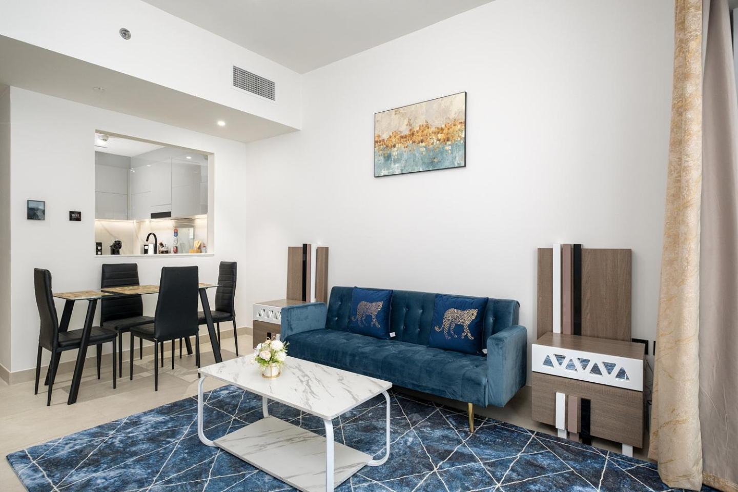 Elegant 1 Bed In Binghatti Creek Apartment Dubai