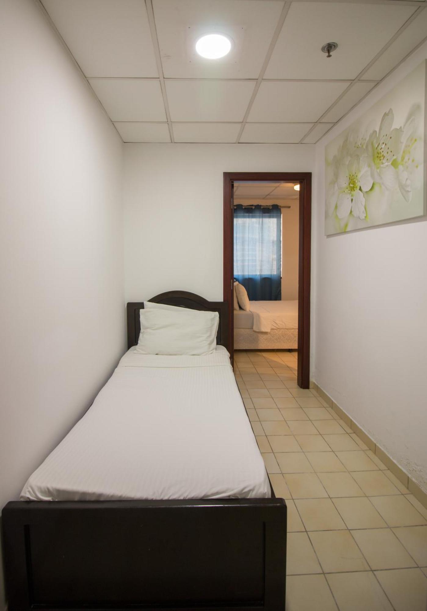 Spacious 4 Bedroom In Jbr, 5-min Walk To The Beach, Marina Views Apartment
