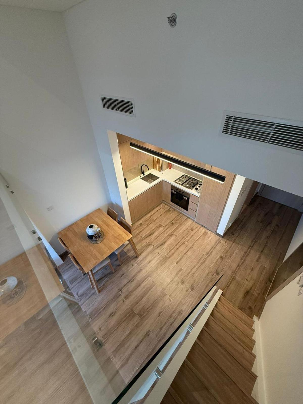 Stunning New Loft In Jvc *
