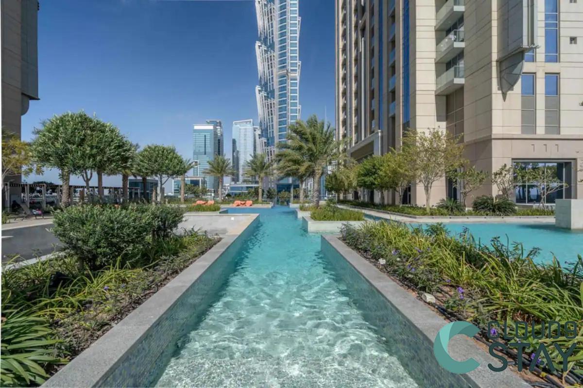 Cloud 9 - Luxurious 1 Bedroom In Business Bay Dubai