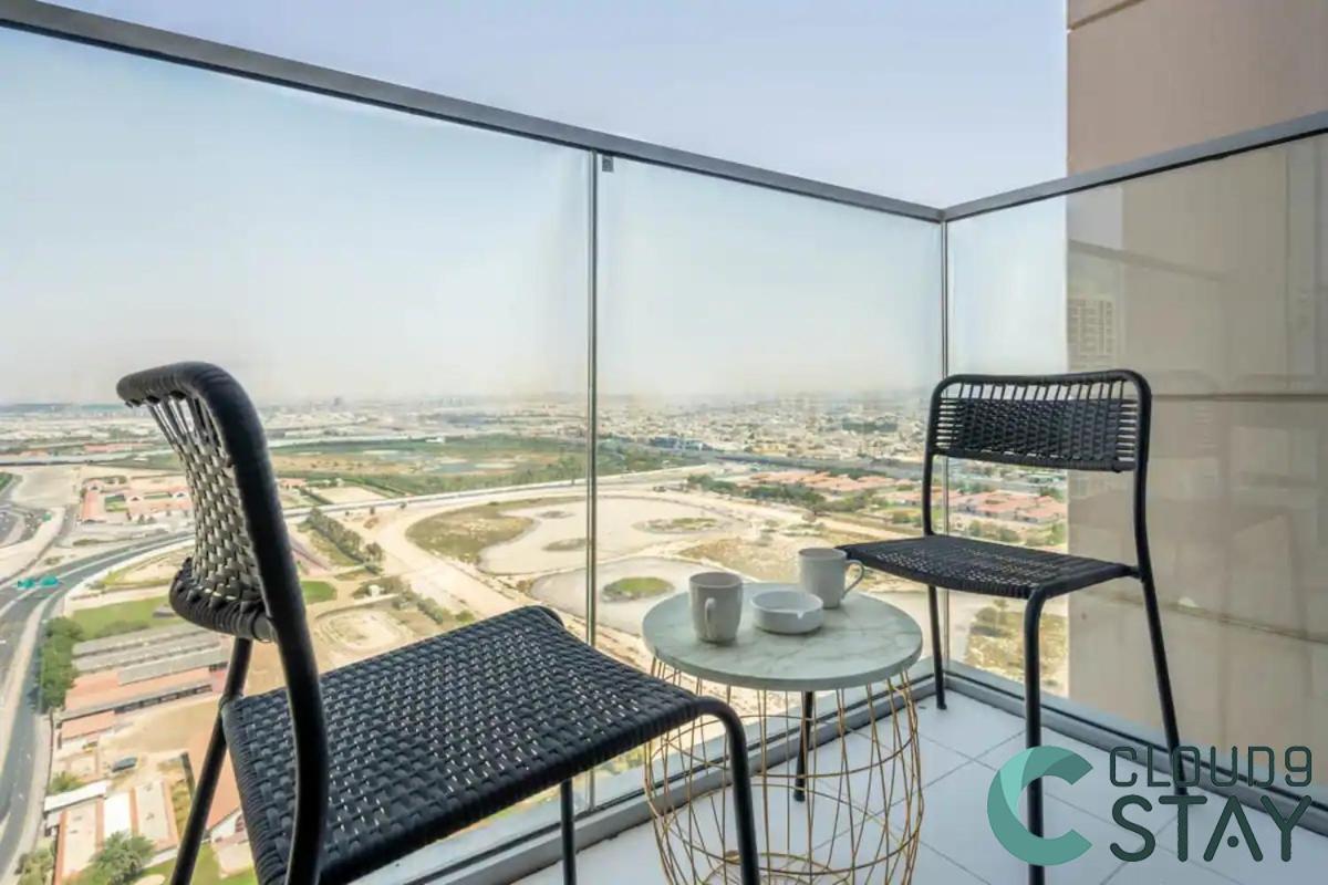 Apartment Cloud 9 - Luxurious 1 Bedroom In Business Bay Dubai