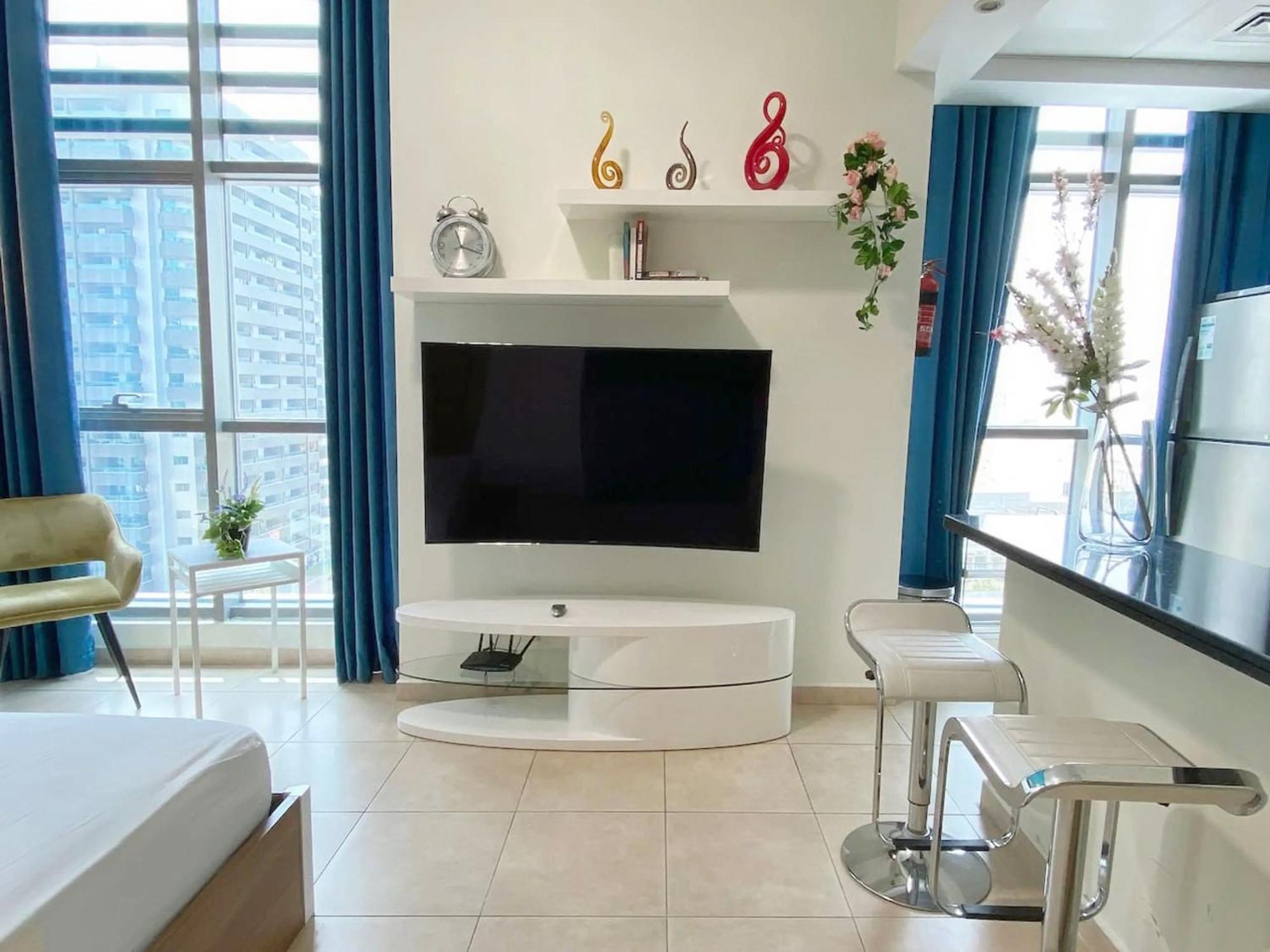 Cozy At Marina Near And Metro In Marina Z817 Apartment Dubai