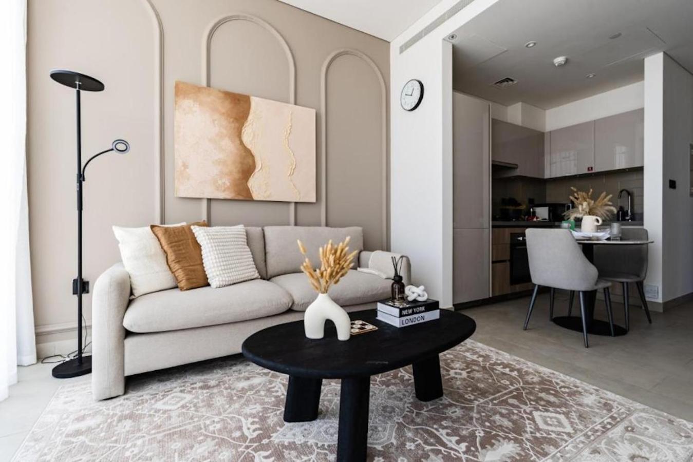 Cosy Premium With Pool And Gym Apartment Dubai