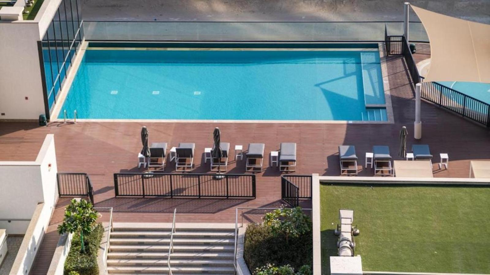 Cosy Premium With Pool And Gym Dubai