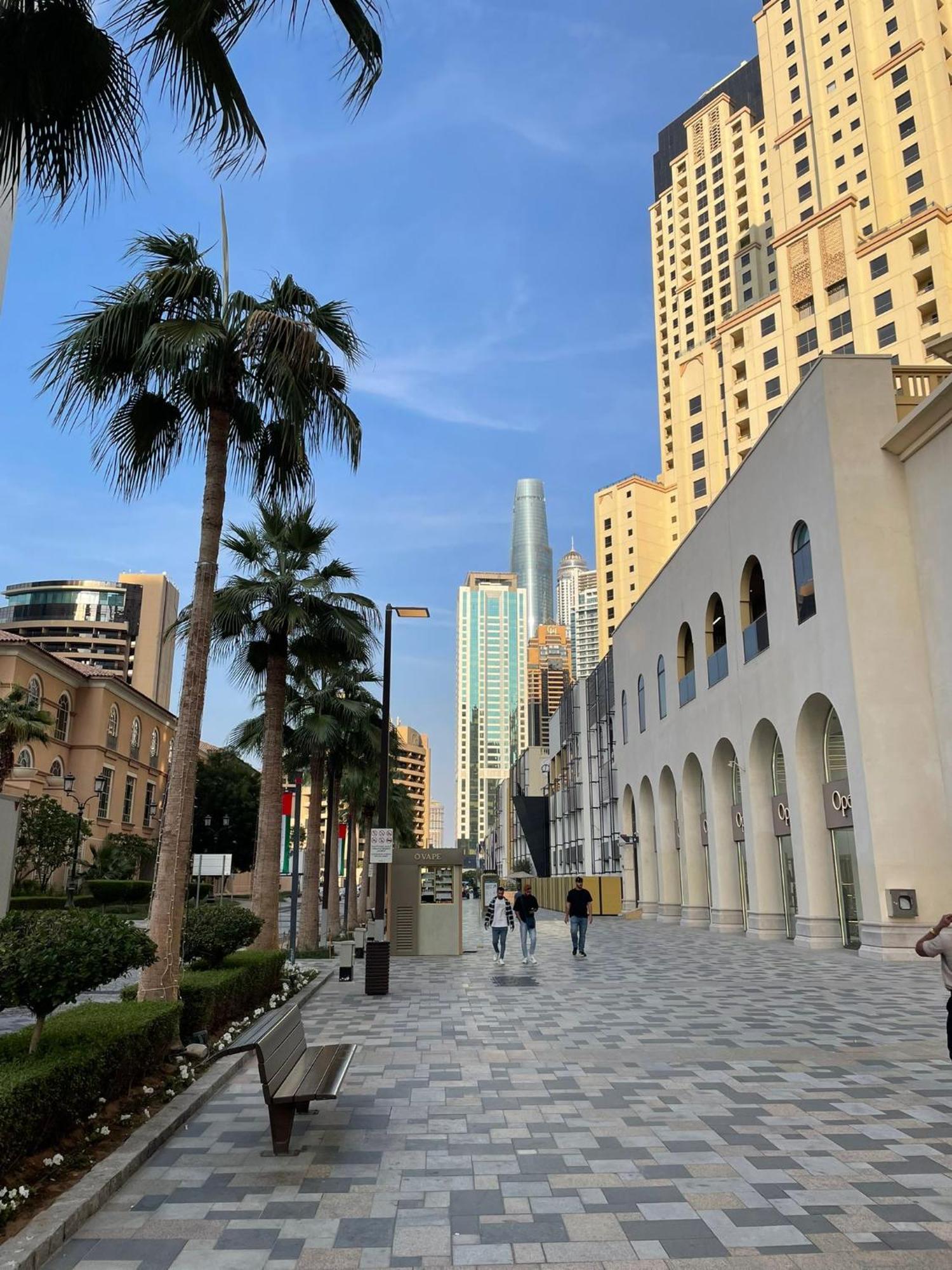 Four Stars Marina Jbr Hotel