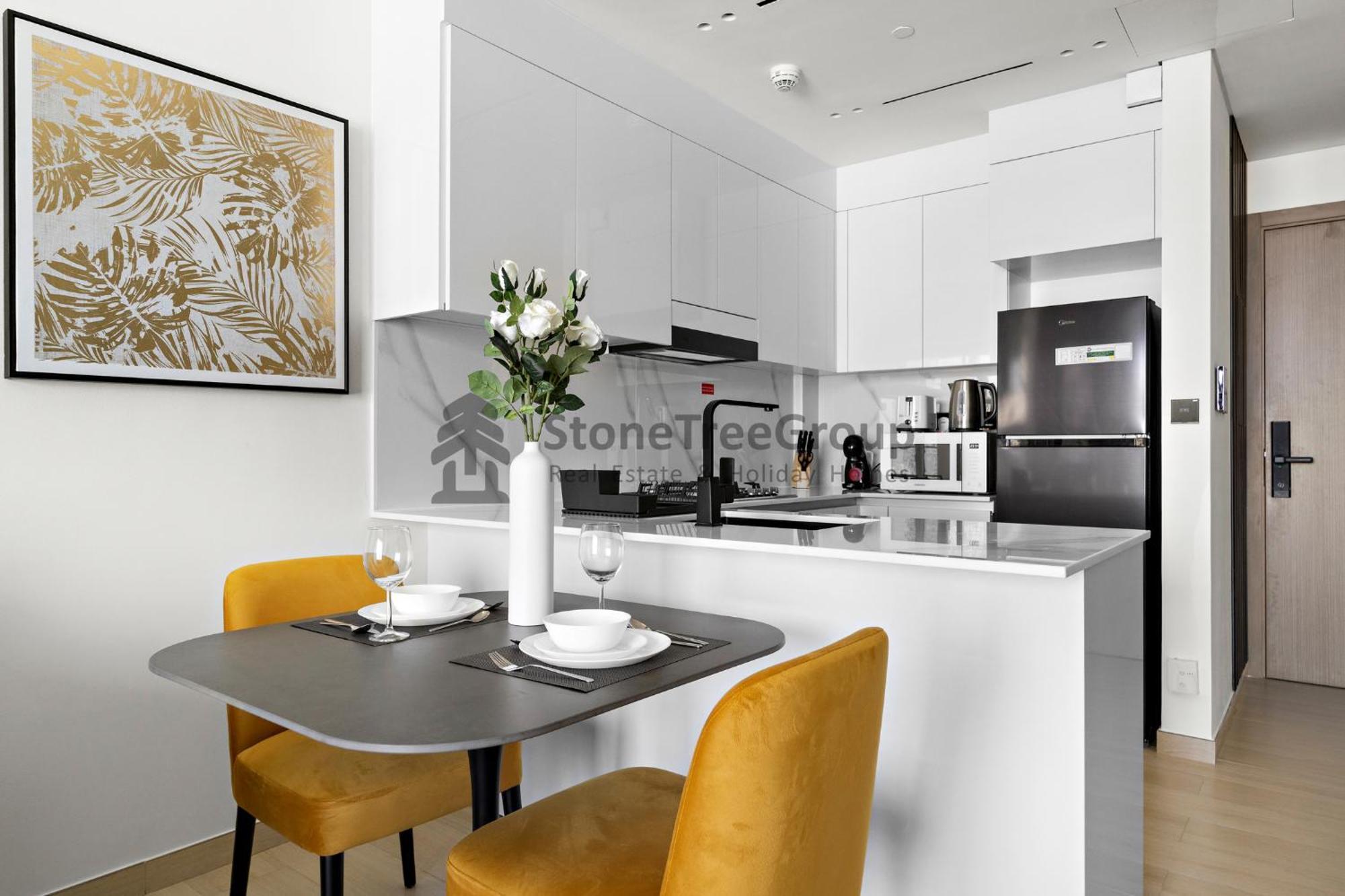 High-floor And Spacious 1br At Binghatti Emerald Apartment Dubai