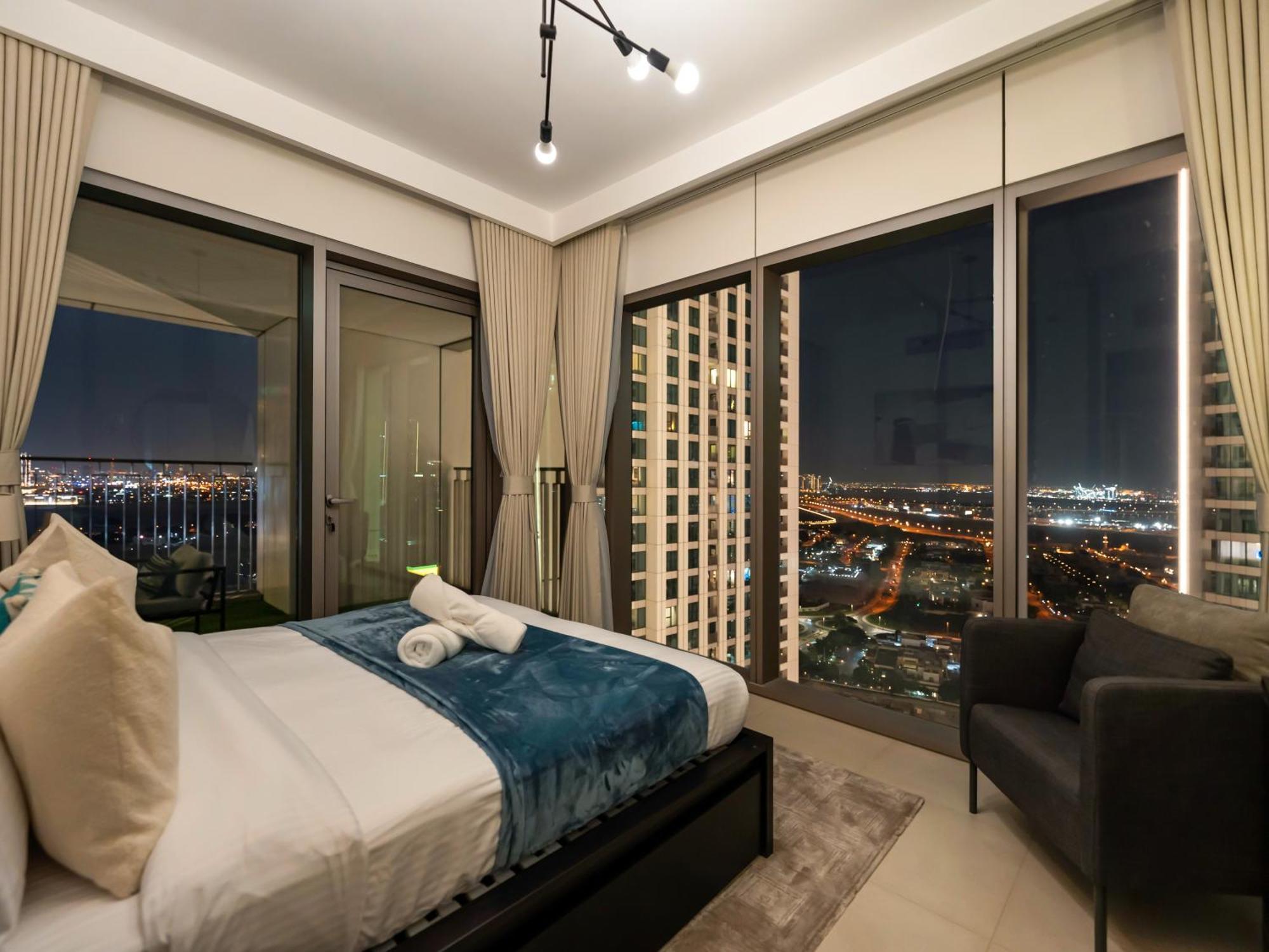 Lux 3br Maid With Burj View Mall Connect Apartamento