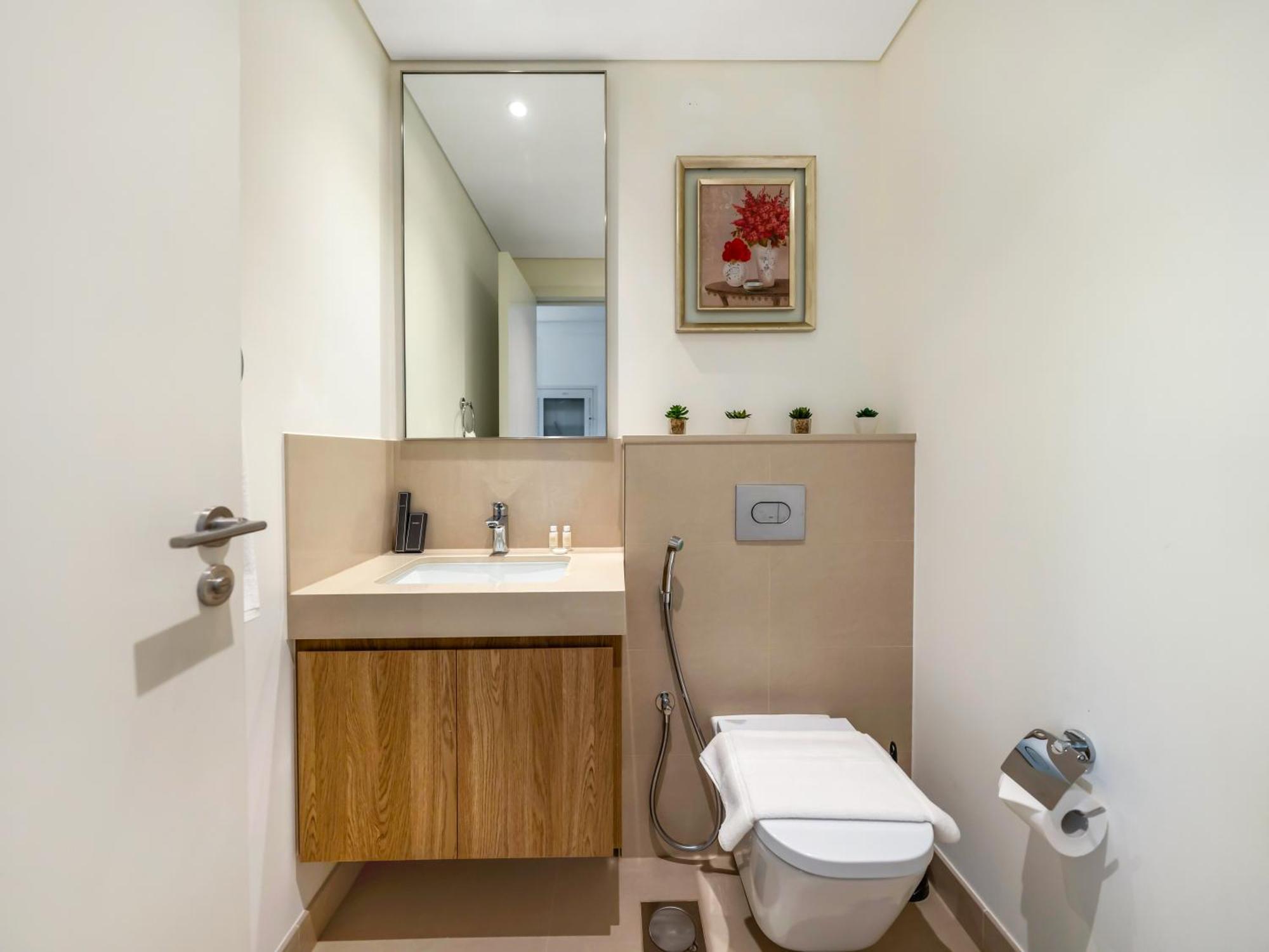 Lux 3br Maid With Burj View Mall Connect Apartment