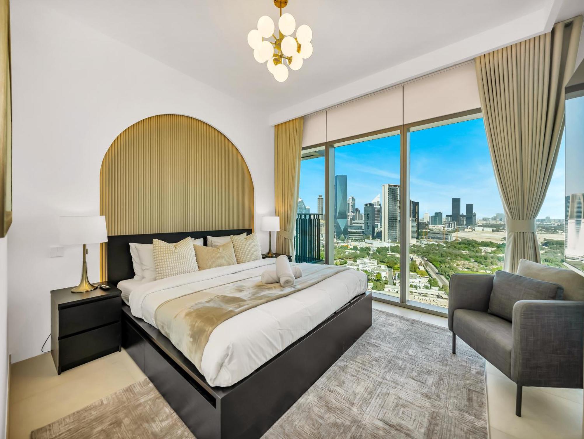 Lux 3br Maid With Burj View Mall Connect Dubai
