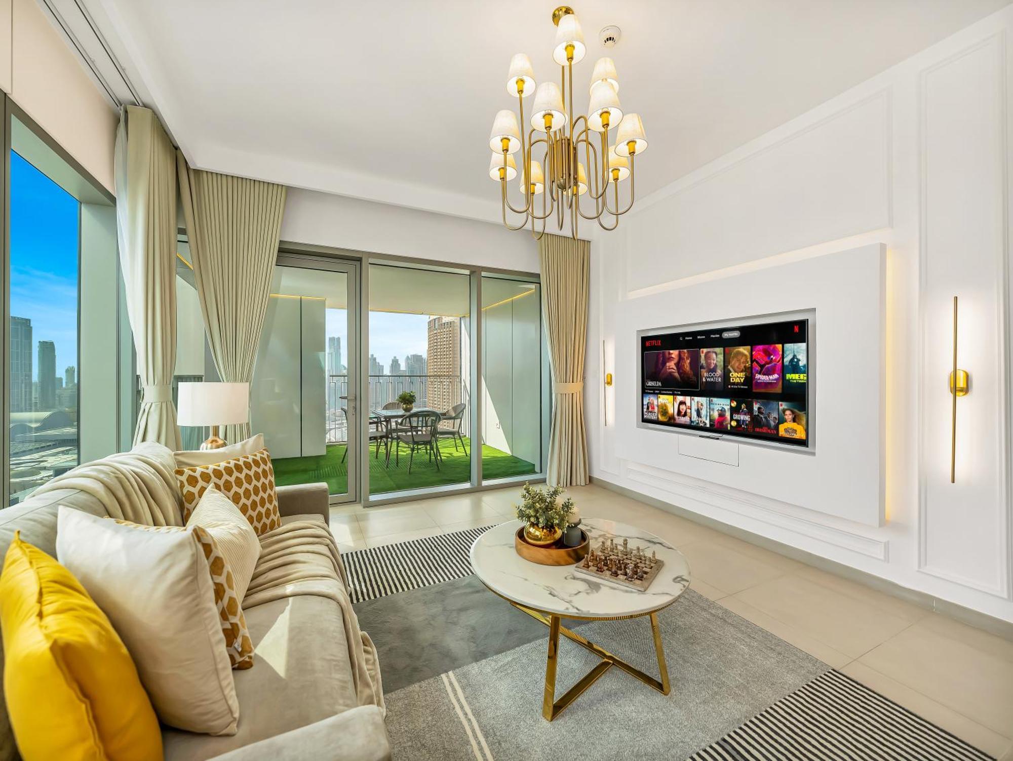 Lux 3br Maid With Burj View Mall Connect *