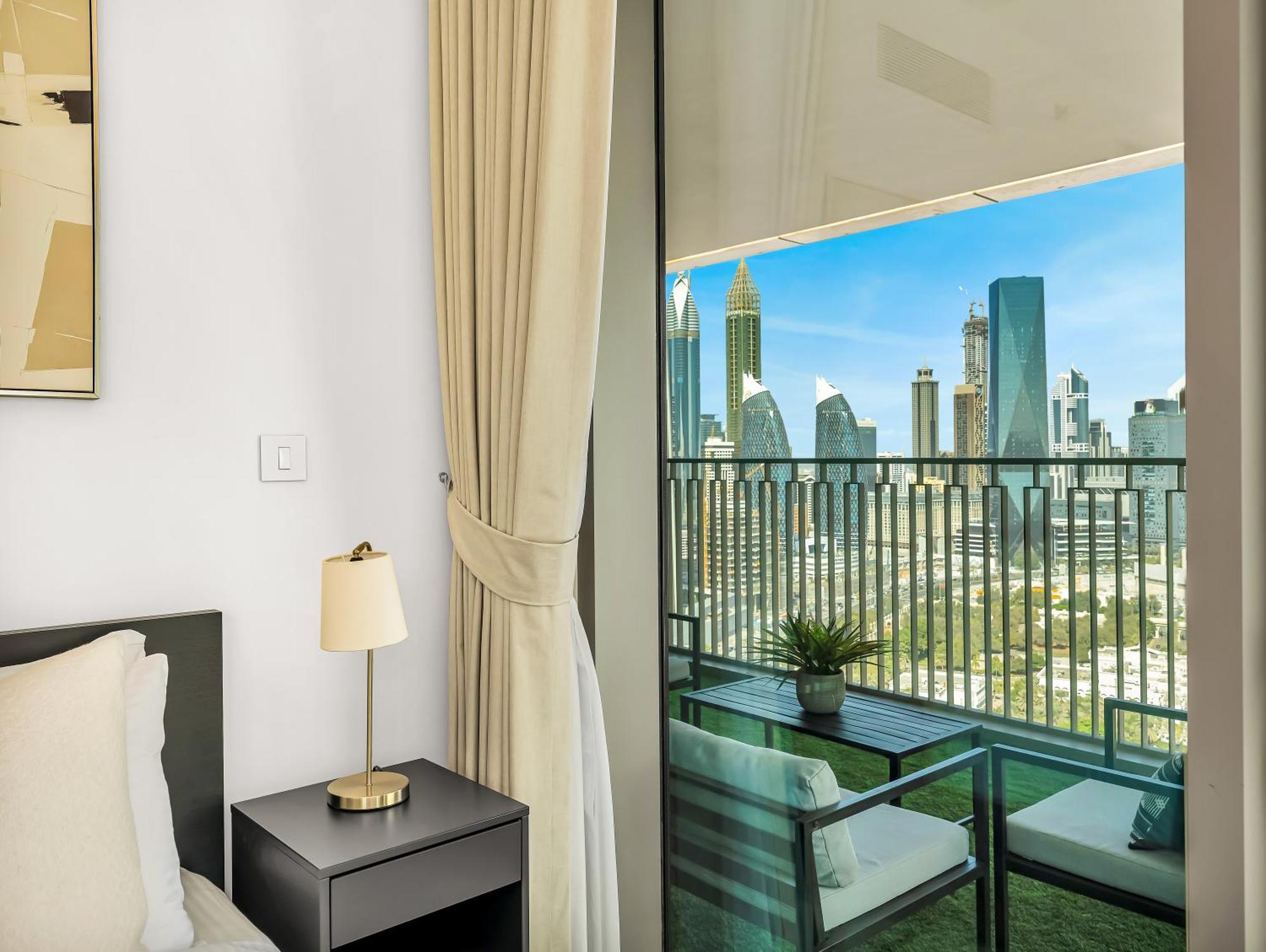 Lux 3br Maid With Burj View Mall Connect * Dubai